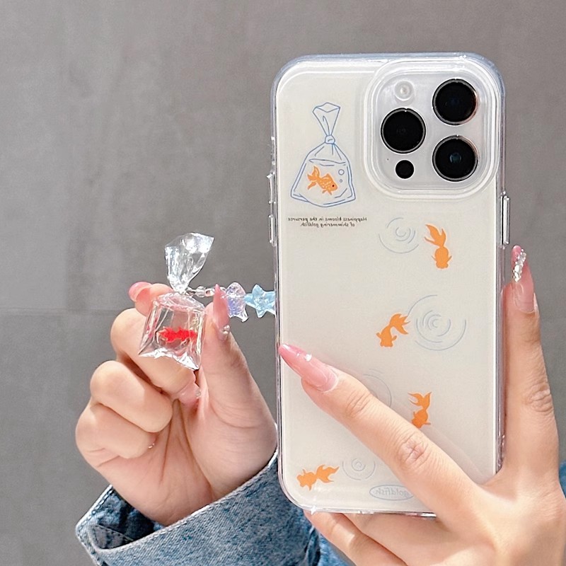 宁宁 小众夏日简约少女好运金鱼挂件女款iPhone16Pro Mobile Case