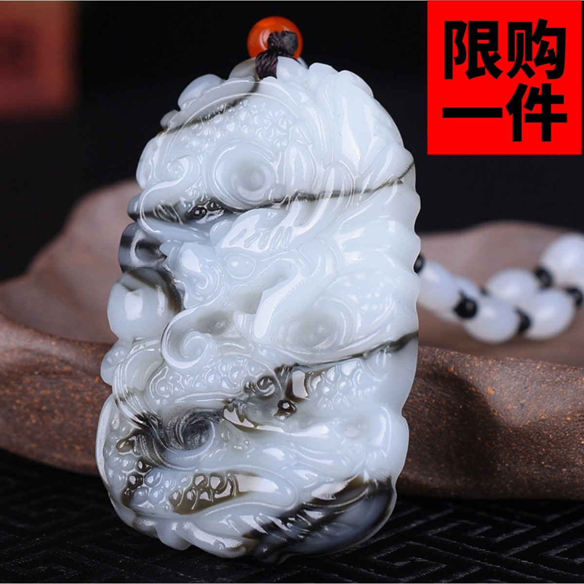 和田玉生肖龙吊坠男款霸气青花玉龙牌挂件玉石龙行天下玉佩项链坠