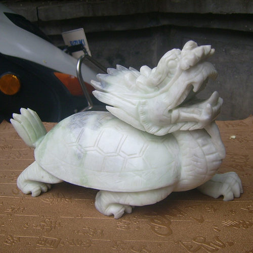 蓝田玉龙龟出自专业雕琢古韵传承玉器玉饰摆件万超珠宝200588