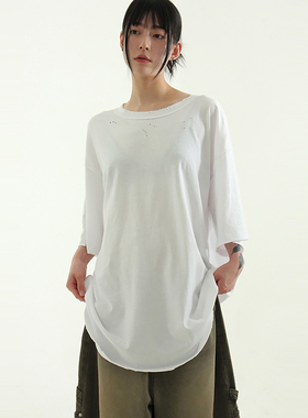 韩国代购24 damage soft cotton half tee (unisex)破洞宽松半袖T