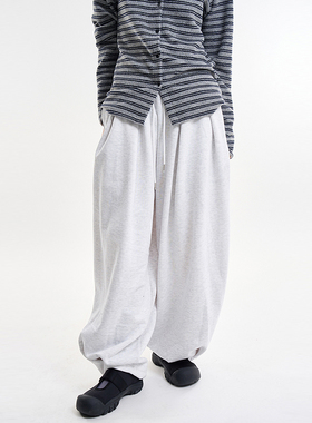 韩代Raucohouse Structured pintuck balloon sweat pants 长裤