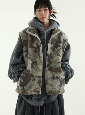 韩国代购25A/W camo pattern fleece dumble vest 迷彩摇粒绒马甲