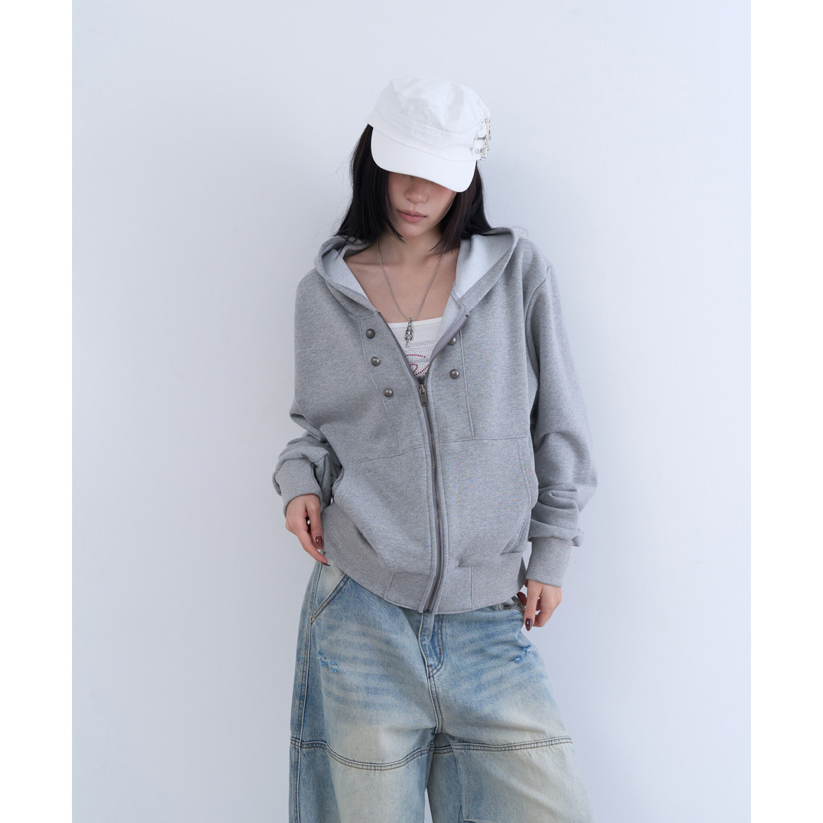 lowear韩代铆钉装饰长袖卫衣