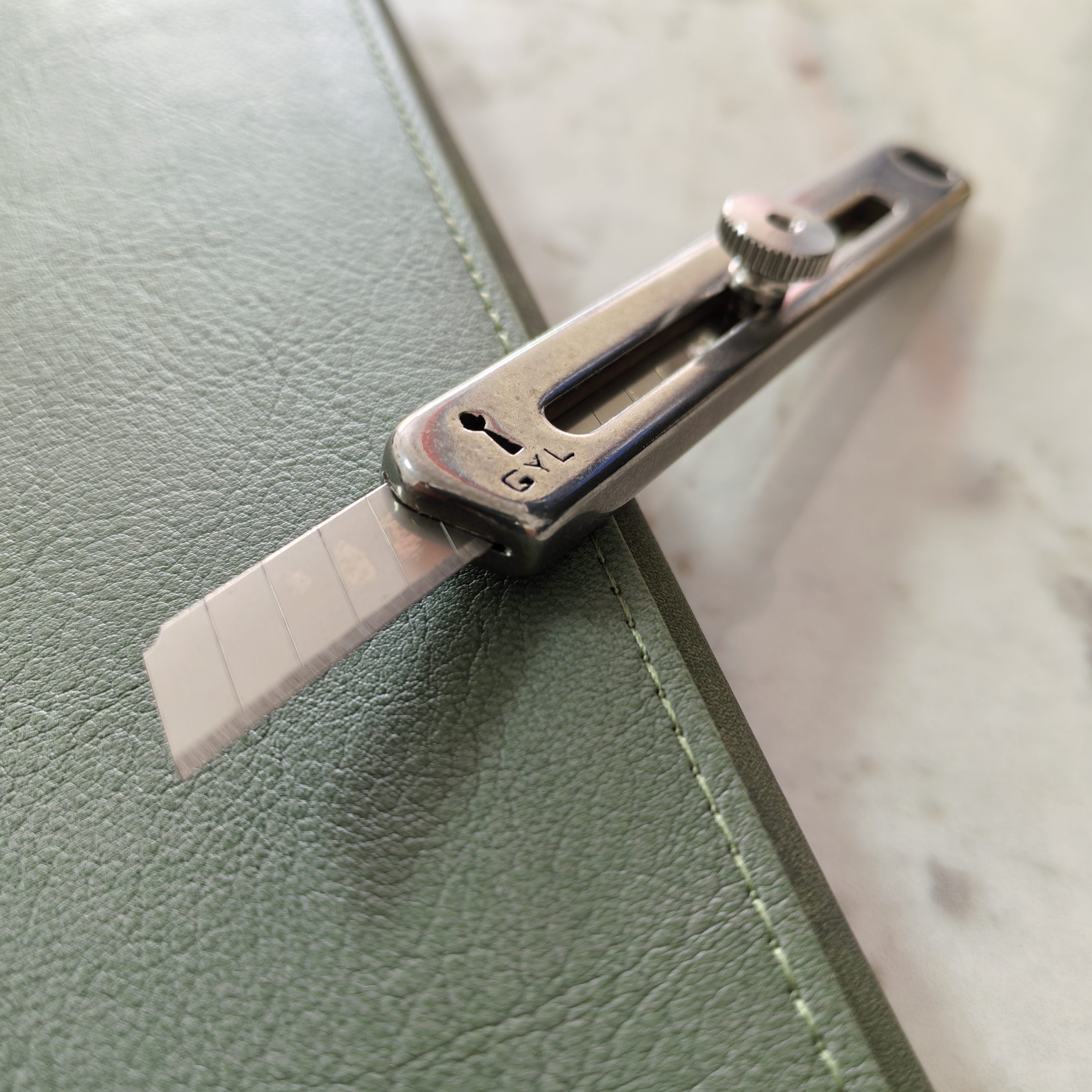 【特小号美工刀】可换刀片通用刀片宽度9mm304不锈钢刀架特厚耐用