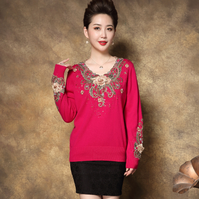 绣花打底秋衣外穿长袖大码羊毛衫