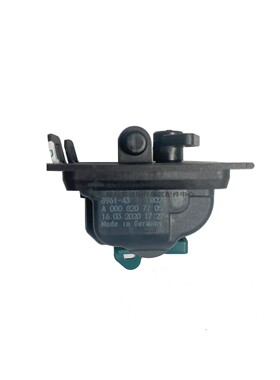 适用于奔驰W205C180 C200L C260 C300 GLA200GLC油箱盖锁电机马达