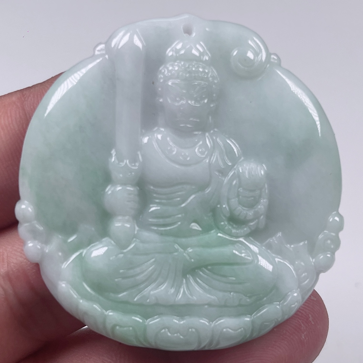 缅甸天然翡翠a货不动明王菩萨吊坠天然玉石男女同款本命佛项链
