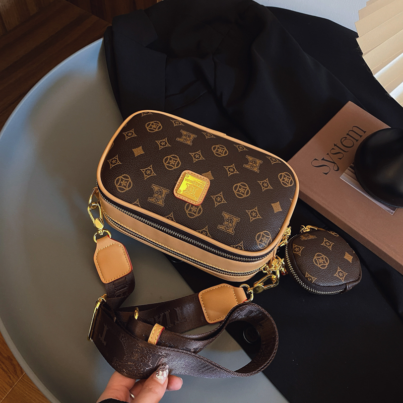 十万人围观爆品小包包