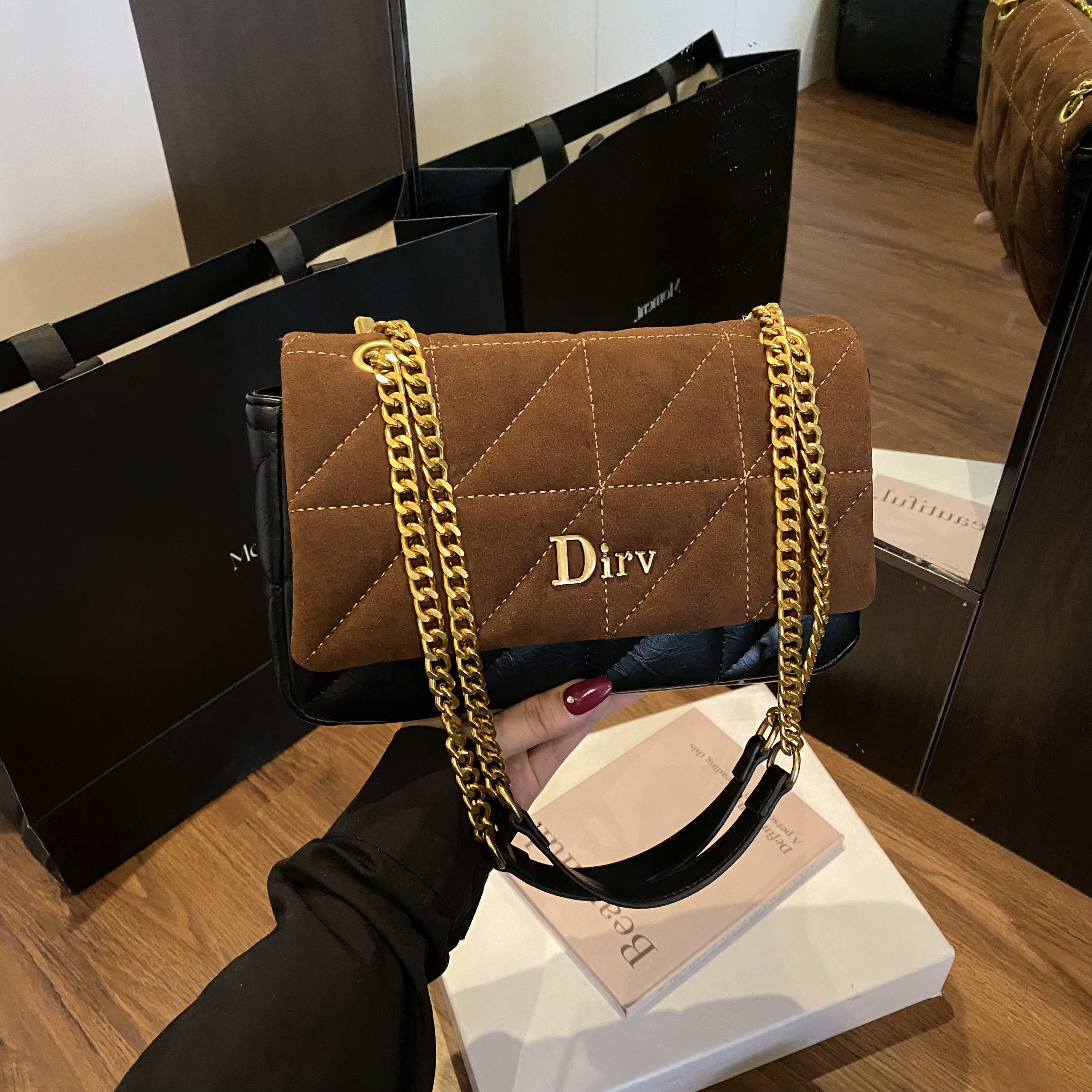 轻奢小众高级感拼色菱格斜挎包