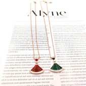 孔雀石红玛瑙锁骨链 925纯银镀18K 现货 扇形小裙子吊坠项链 包邮