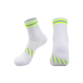 新款 专业跑步袜夜视条纹袜透气吸汗短中筒袜防滑运动袜子