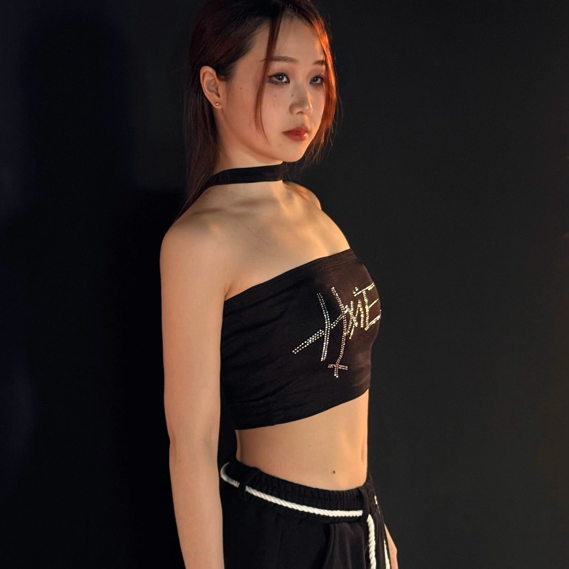 HXIEN烫钻闪钻镶钻抹胸美式复古挂脖黑色背心一字肩吊带爵士跳舞图片