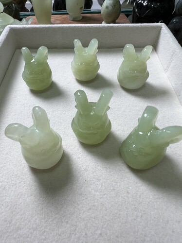 岫玉小羊吊坠孔小摆件配件玉石多样性随机一个