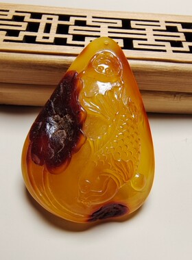 转角遇到缘 天然红皮蜜蜡琥珀 满蜜无优化 年年有余 幸运锦鲤吊坠