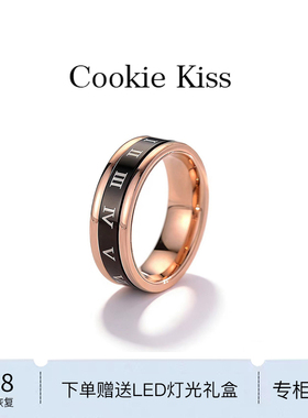 英国 【设计师】Cookie Kiss黑色罗马数字转动戒指18K金时尚指环