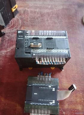 OMRONPLC控制器 CP1L-M40DT-D实物图，功能正常议价商品