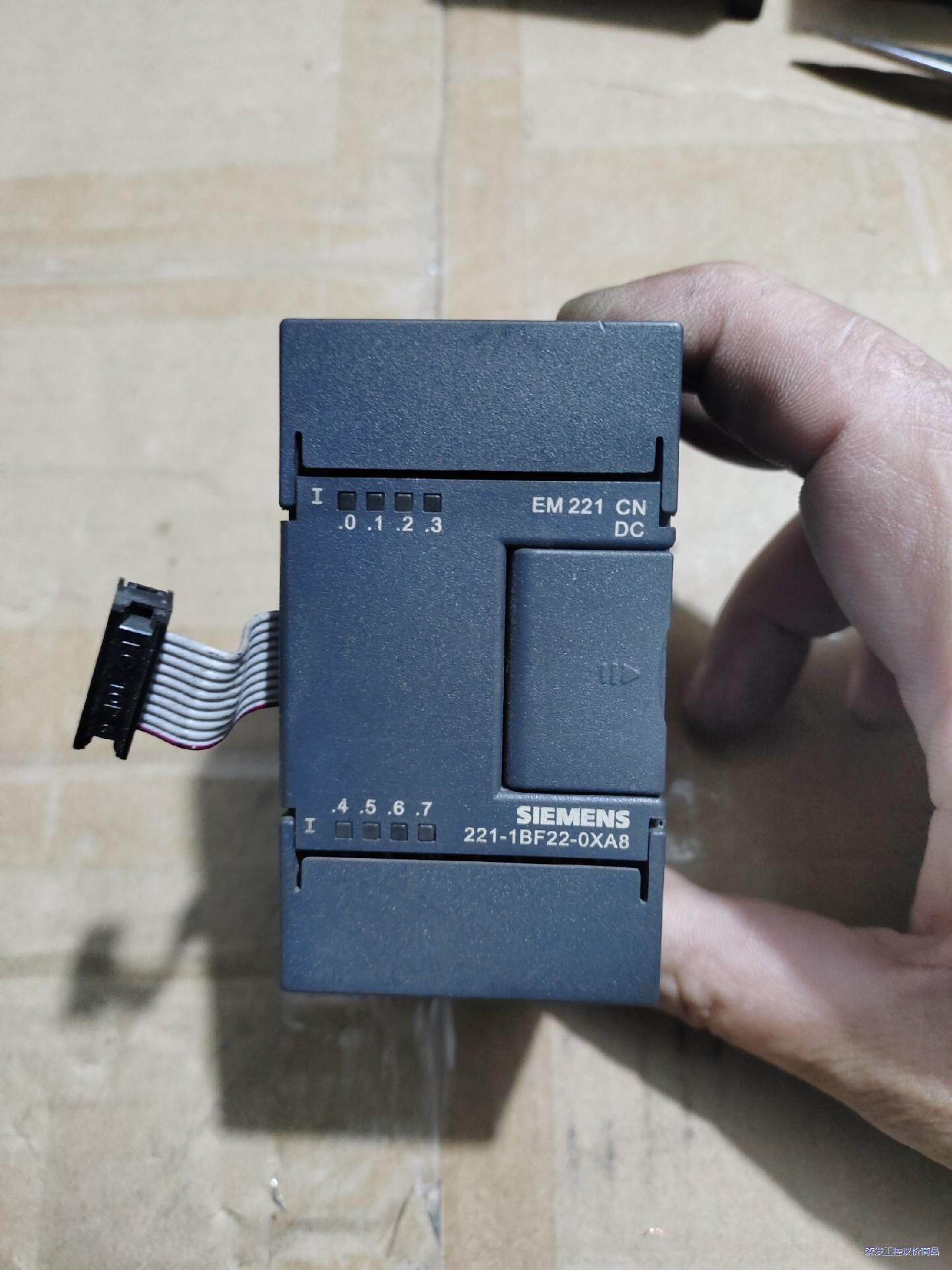 西门子PLC控制器模块，EM221CN，现货一台，原装拆机，议价商品