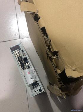 SMC驱动器 LECSB2-S8，工程剩余，未使用，两个缺点议价商品