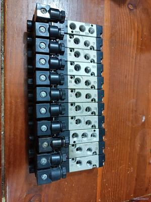 气立可SV-5101二位五通换向阀24V线圈气阀，九成新，功议价商品