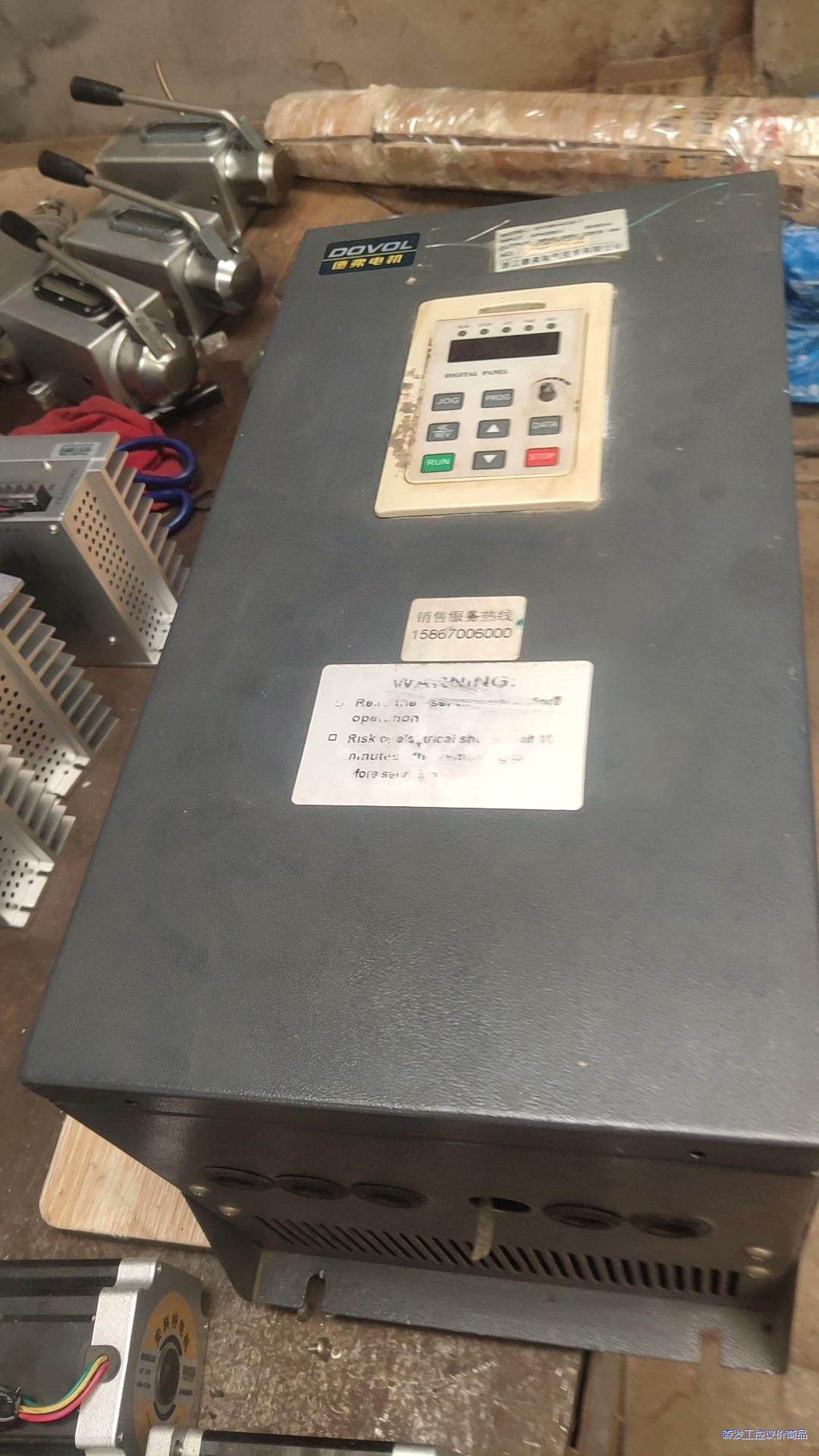 变频器SPP7F300-422T， 22KW 380V，拆机议价商品