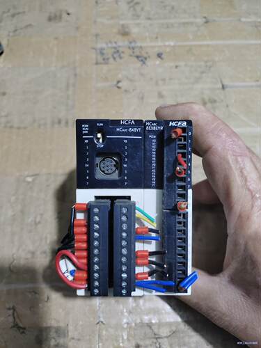 禾川PLC控制器，HCA2C-8X8YT-D，主机一台。HC议价商品