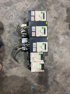 施耐德变频器。ATV312H075M2（一台）、ATV312议价商品