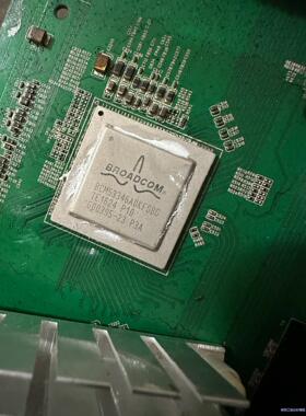 博通BCM53346AOKFSBG  整板200运费到付议价商品