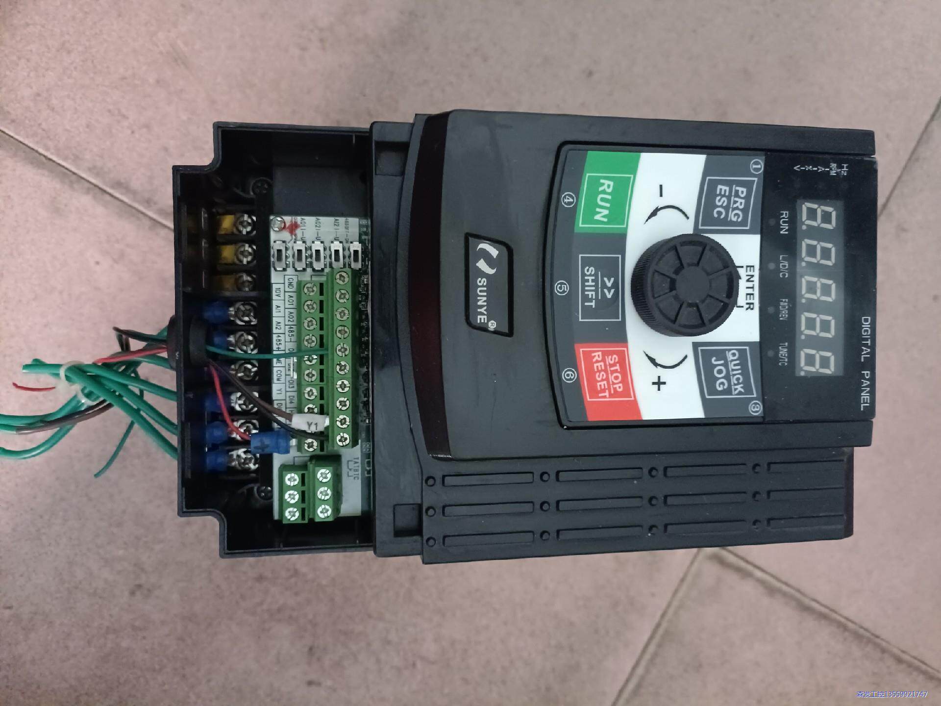 日业2.2KW变频器 CM530H－4T2R2GB/4R0P议价商品