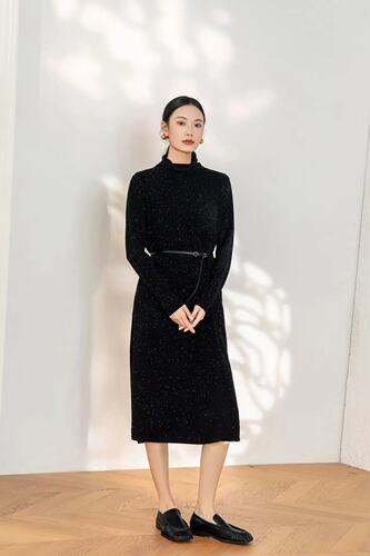 TH纯元康赛妮点子纱纯羊绒慵懒随性亲肤舒适羊绒连衣裙