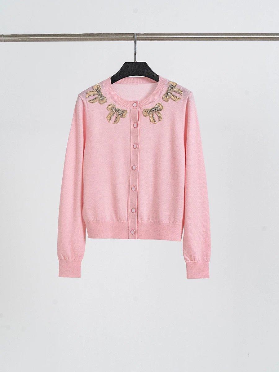 意奢华家贵贵1W+扬子羊毛重工钉珠刺绣贝母扣气质针织开衫