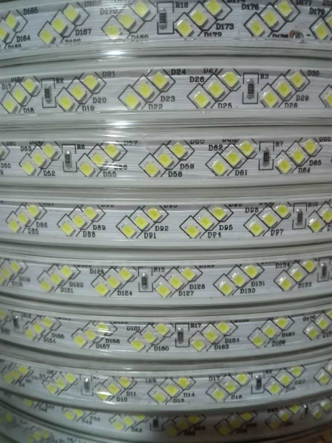 晶品鑫led灯带白富美斜三排