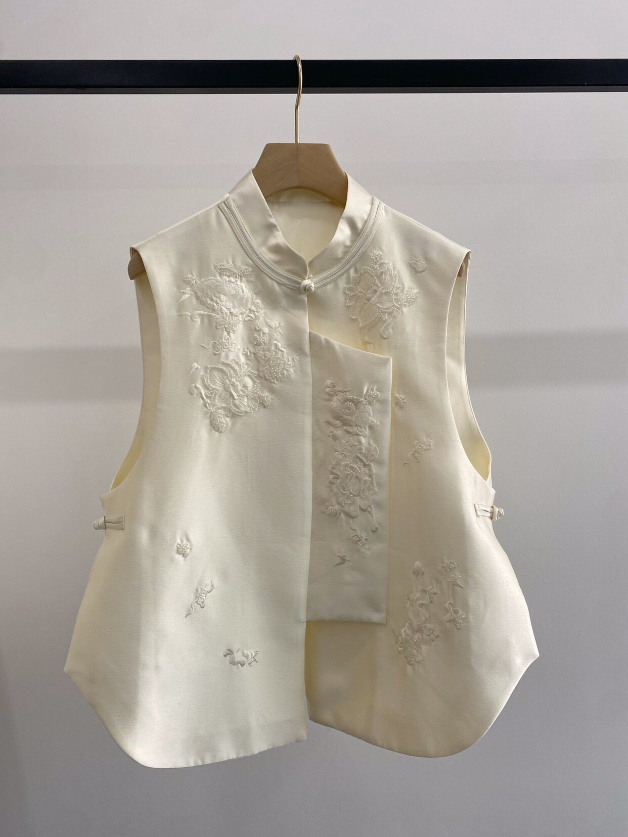 上新国风马甲 新中式 高端女装精品