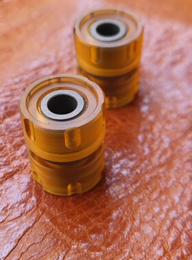 XGEDC耶镂Ultem纯钛合金EDC伞绳挂坠PEI刀坠DIY挂扣手电坠推牌坠