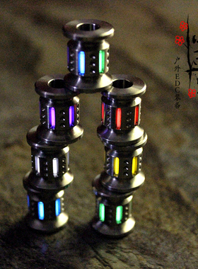 XGEDC钛合金EDC伞绳刀坠氚气氚管夜光手电坠项链坠推牌坠饰品隔珠