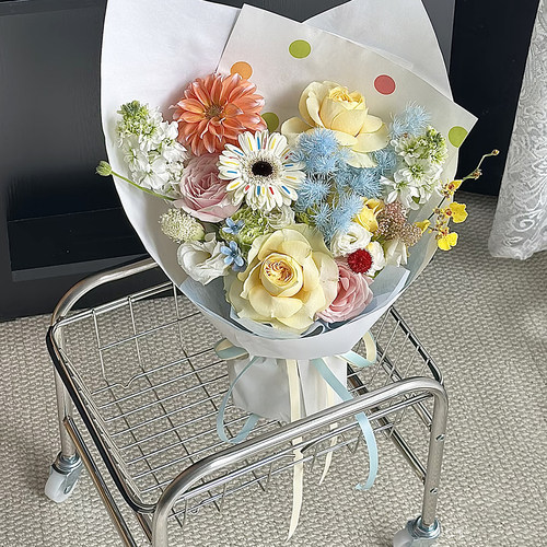 花店拍照金属带轮移动收纳推车