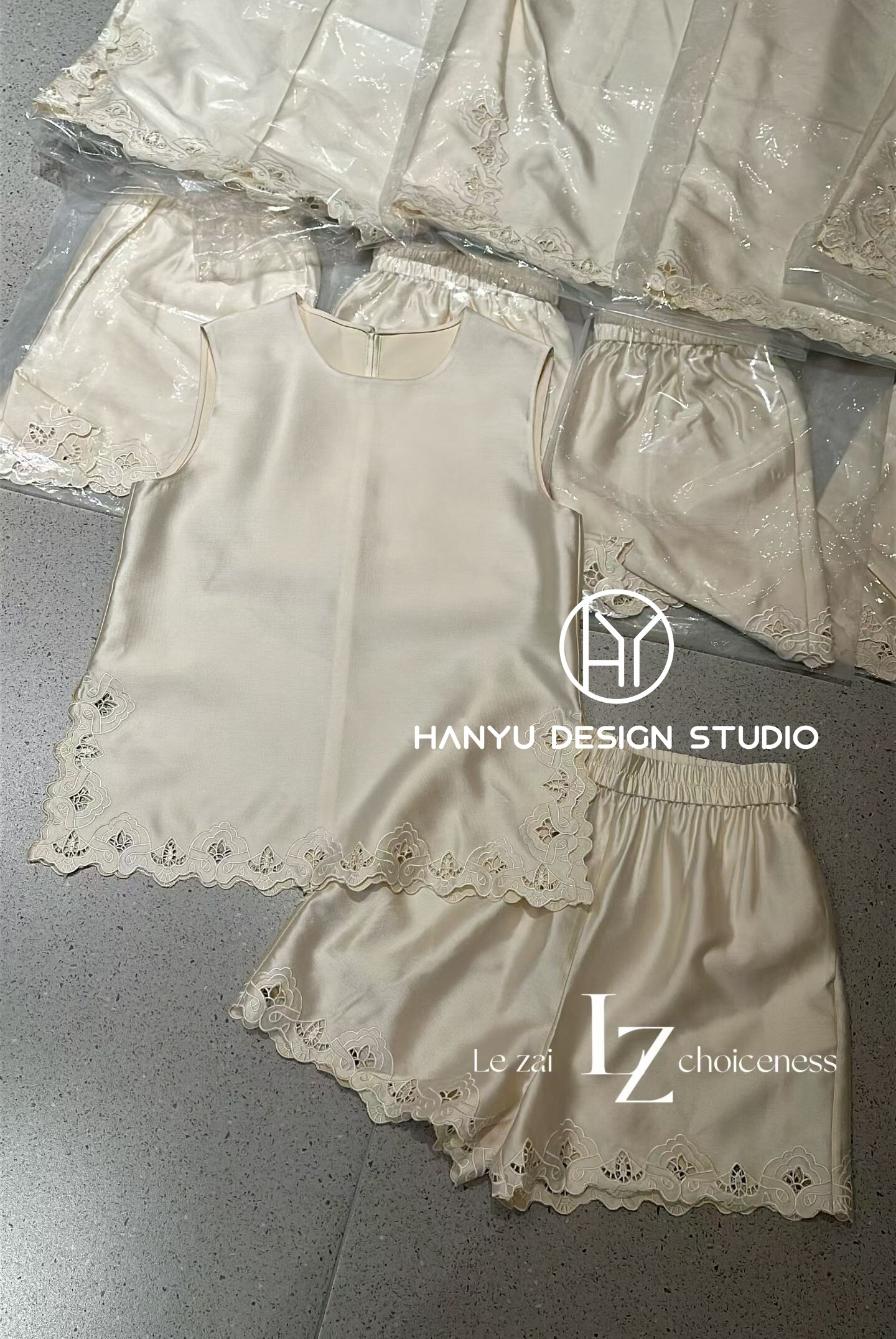 私信询价【韩钰DESIGN】2026夏季新款高级感圆领镂空刺绣套装女