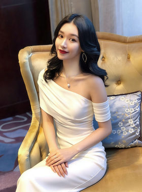 法式小众生日派对宴会礼服裙斜肩收腰包臀长裙子气质显瘦连衣裙女