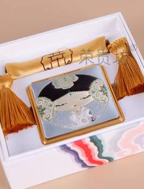 随身携带化妆镜小巧精美
