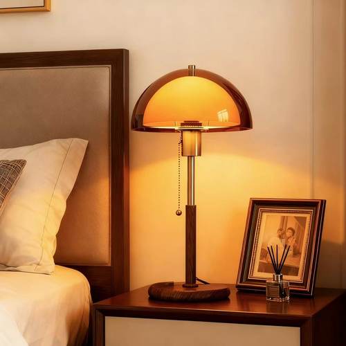 法式中古风台灯卧室床头氛围感台灯布艺美式客厅高级感装饰实木灯