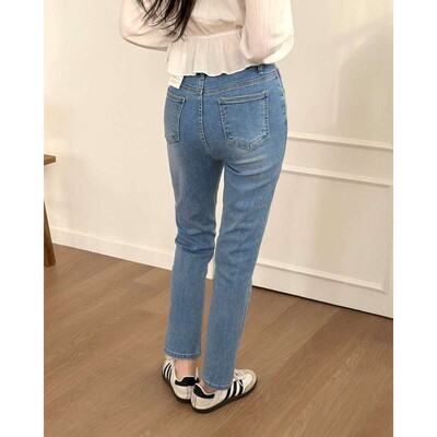 九0315韩国东大门运动牛仔裤区Vanilla-J-8751679精致可爱时装