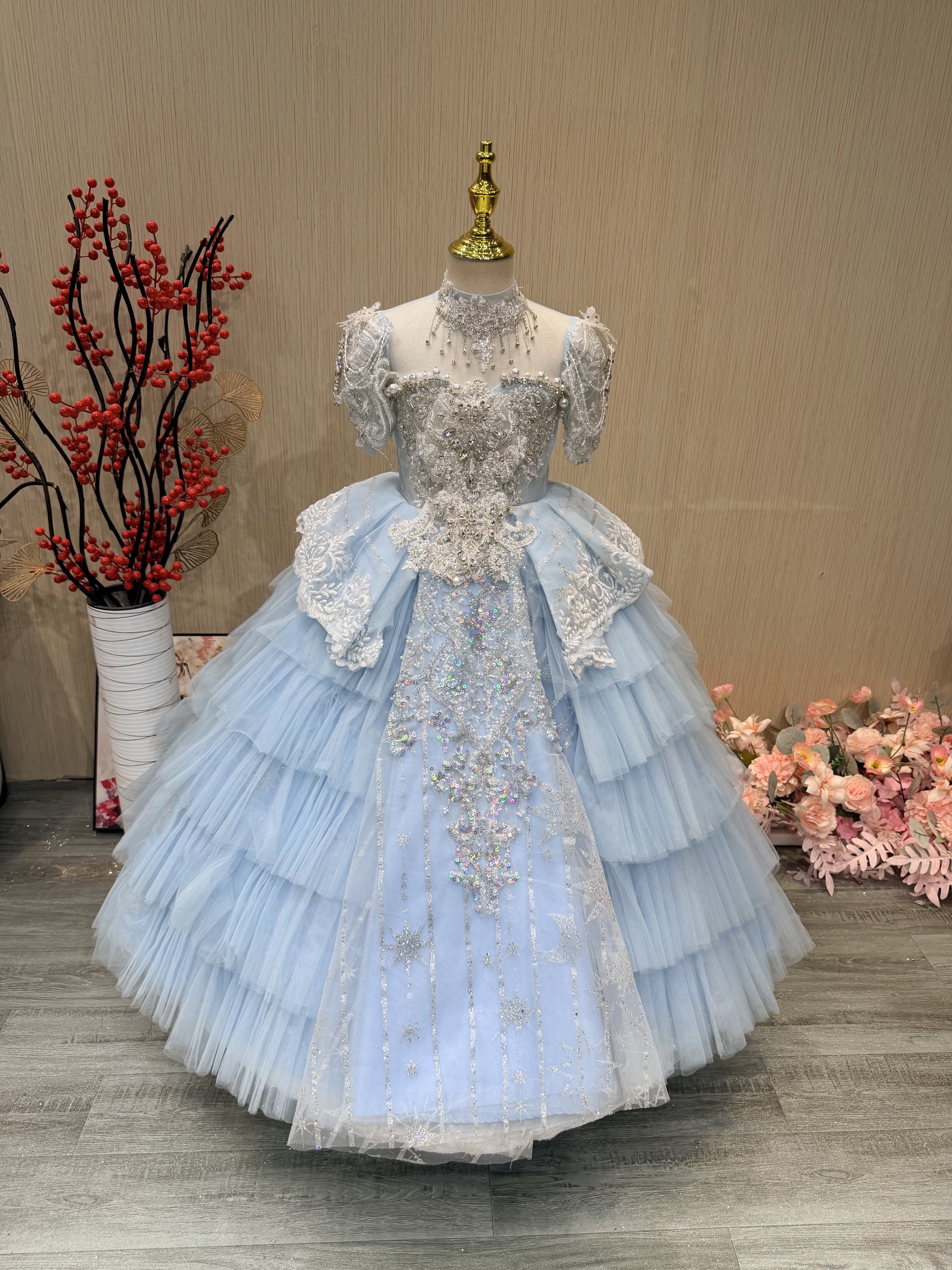 儿童晚礼服婚纱蓝色走秀演出车模表演生日花童山河图