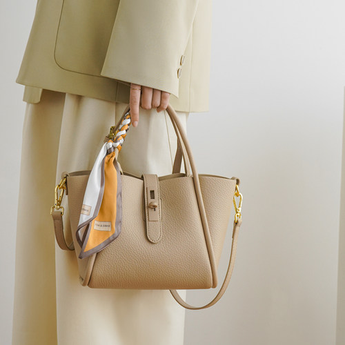 小众轻奢大容量菜篮子水桶包