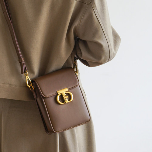 小众复古手机包2025新款