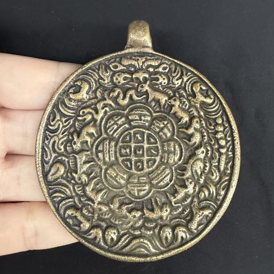 藏式黄铜西藏特色文玩九宫八卦牌腰挂蛙嘴十二生肖挂件配饰吊坠,饰品/流行首饰/时尚饰品新,其他DIY饰品配件,淘宝优惠券,粉丝福利购,淘宝优惠卷