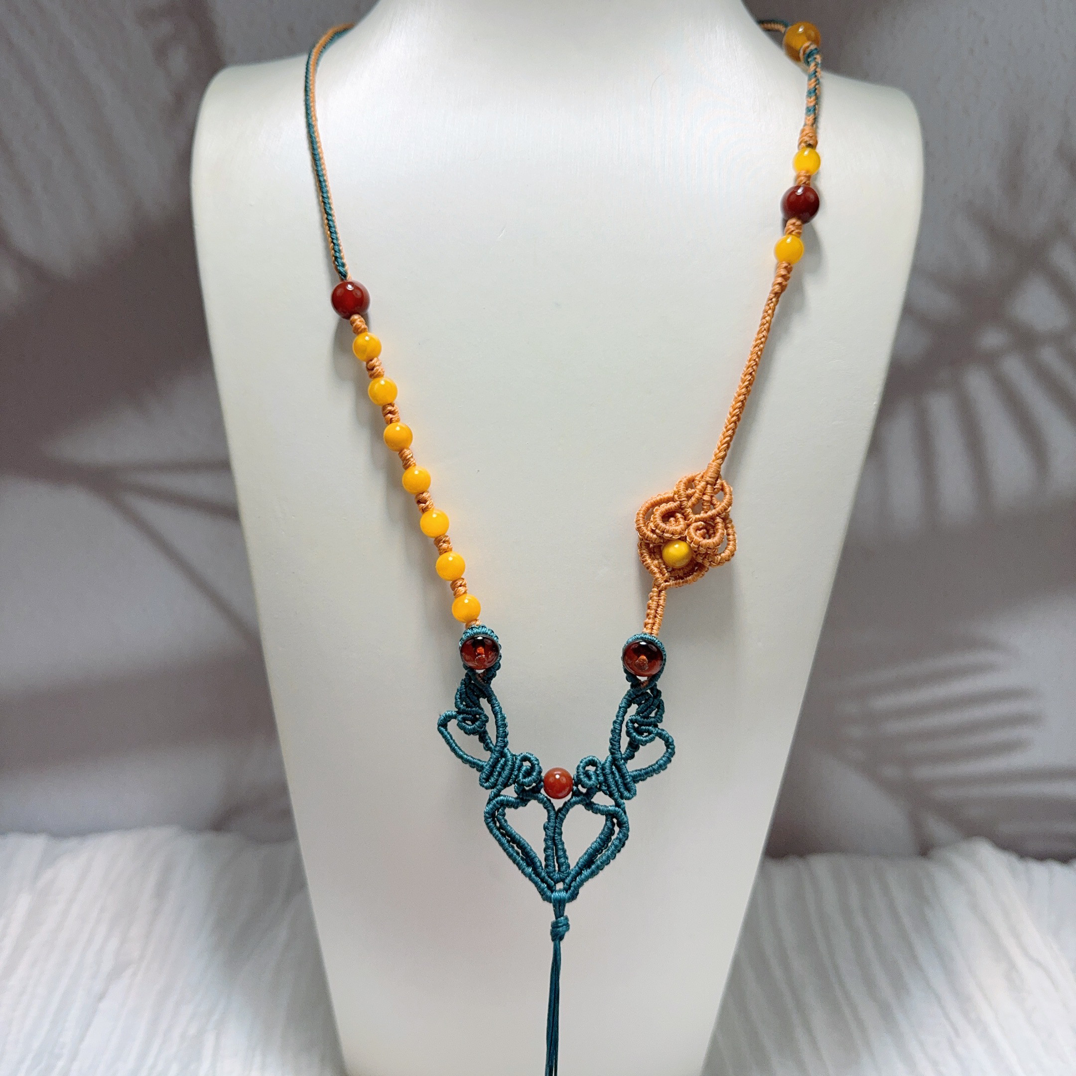 高端精工手编项链毛衣绳配琥珀蜜蜡玉石吊坠挂件配天然蜜蜡南红珠