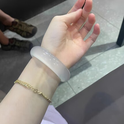 天然正品高冰玉石玛瑙玉髓玉镯女款荔枝冻白冰宽版轮胎白月光手镯