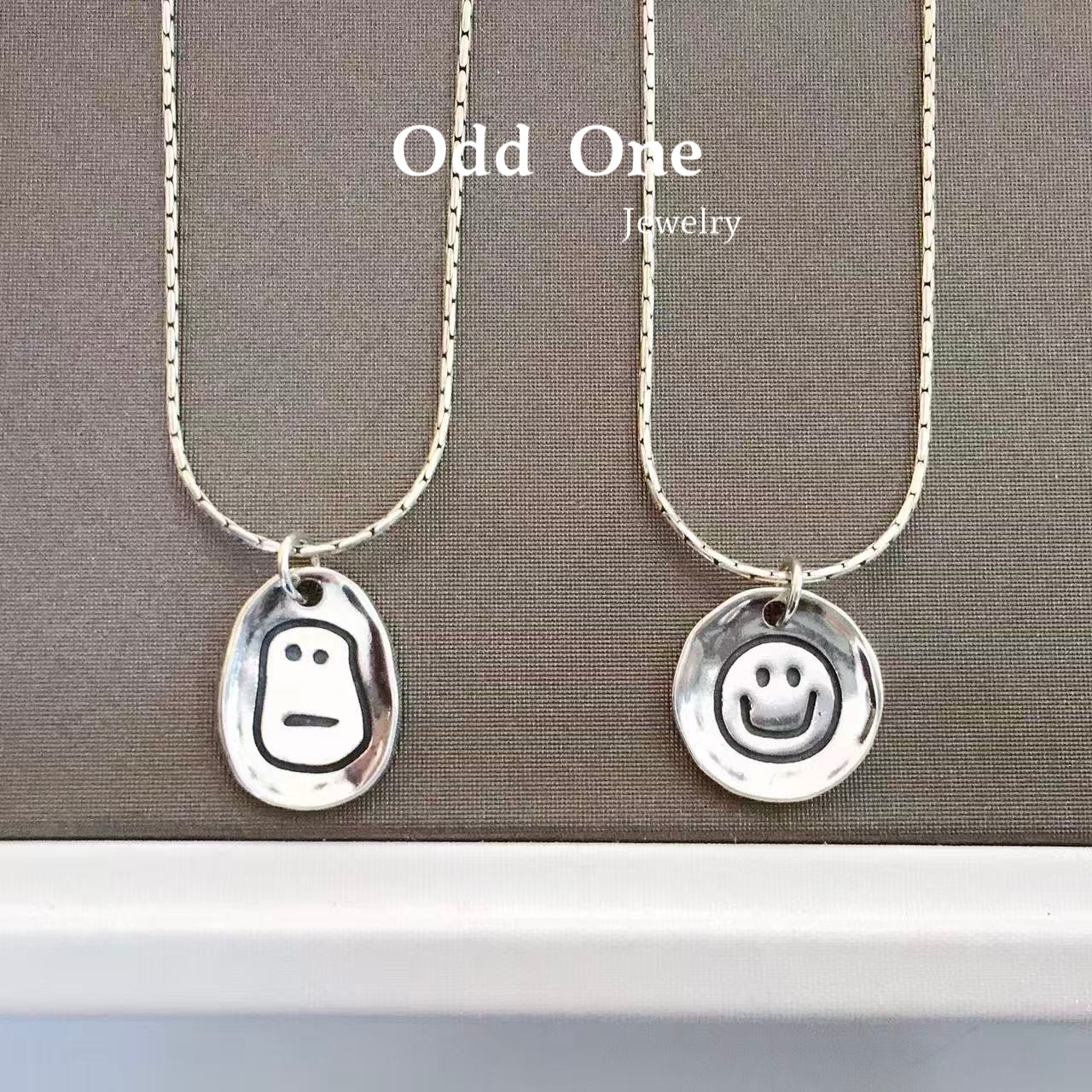 Odd One 做旧925银今日心情小银饼吊坠短项链