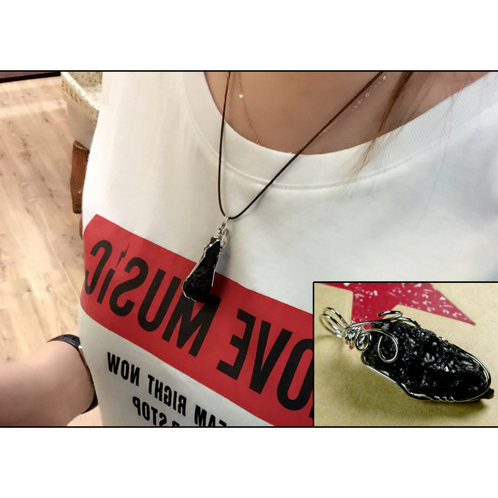 情侣饰品黑陨石挂件陨石吊坠 原石天铁 雷公墨陨石 天然原石tg189