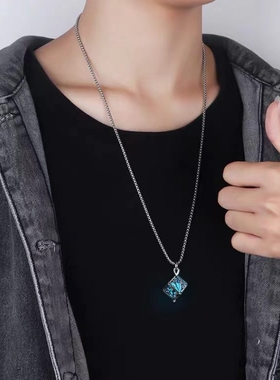 会发光的生命树夜光镂空方块项链男简约百搭长款毛衣链情侣配饰潮