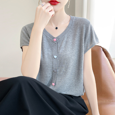 25新款V领爱心扣针织短袖开衫